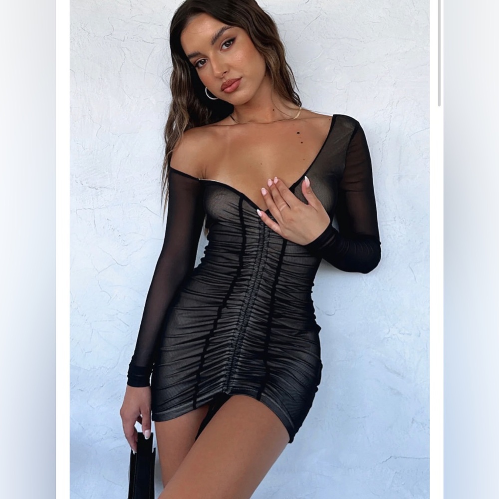 White Fox Boutique Cuff It Mini Dress in Black XS